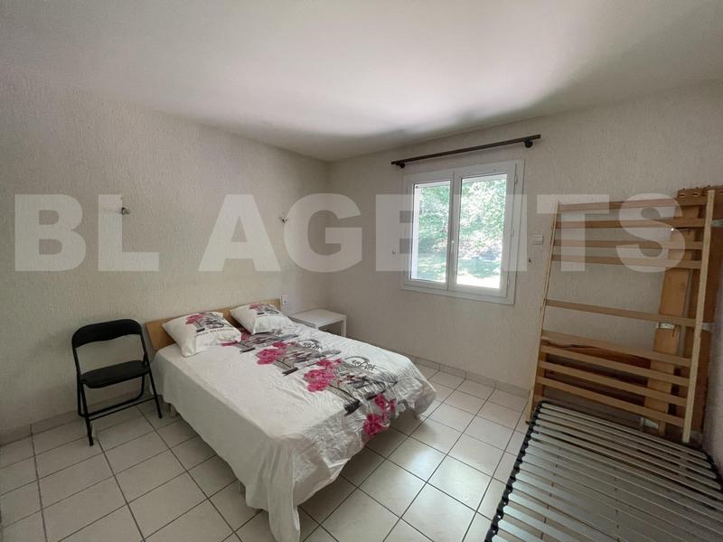 Propriété - 340 m² - 11 pièces