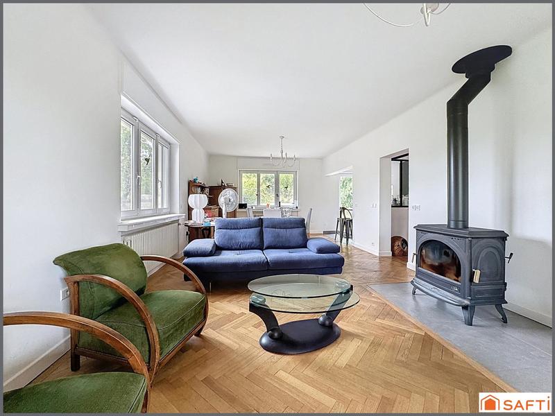 Maison - 200 m² - 8 pièces