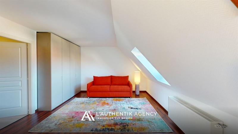 Appartement - 125 m² - 5 pièces