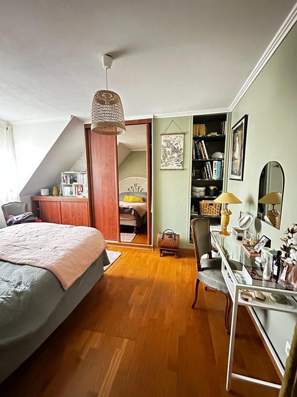 Maison traditionnelle - 131 m² - 5 pièces