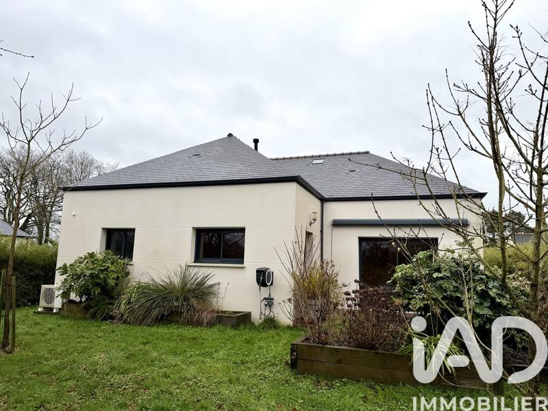 Maison - 98 m² - 5 pièces