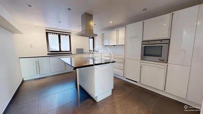 Duplex - 127 m² - 5 pièces