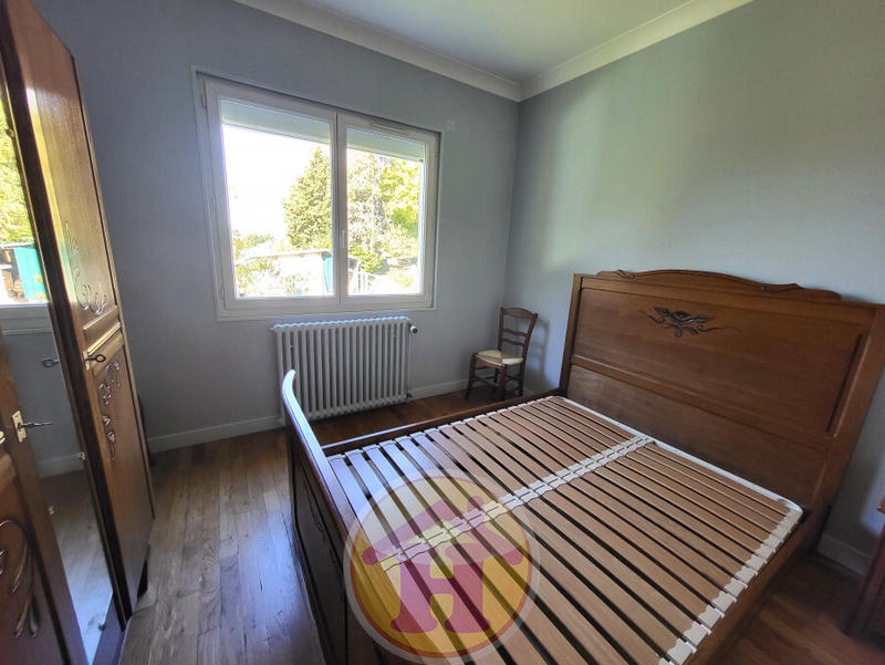 Maison - 99 m² - 5 pièces