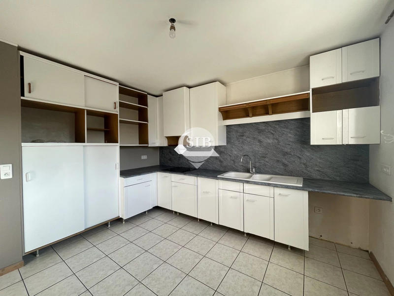 Appartement - 75 m² - 3 pièces