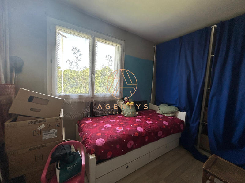 Appartement - 79 m² - 4 pièces