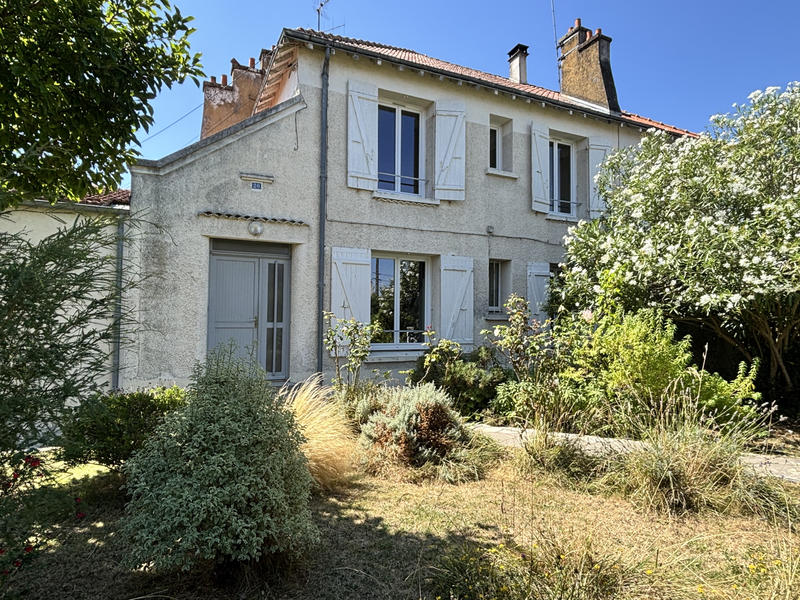 Maison - 85 m² - 4 pièces