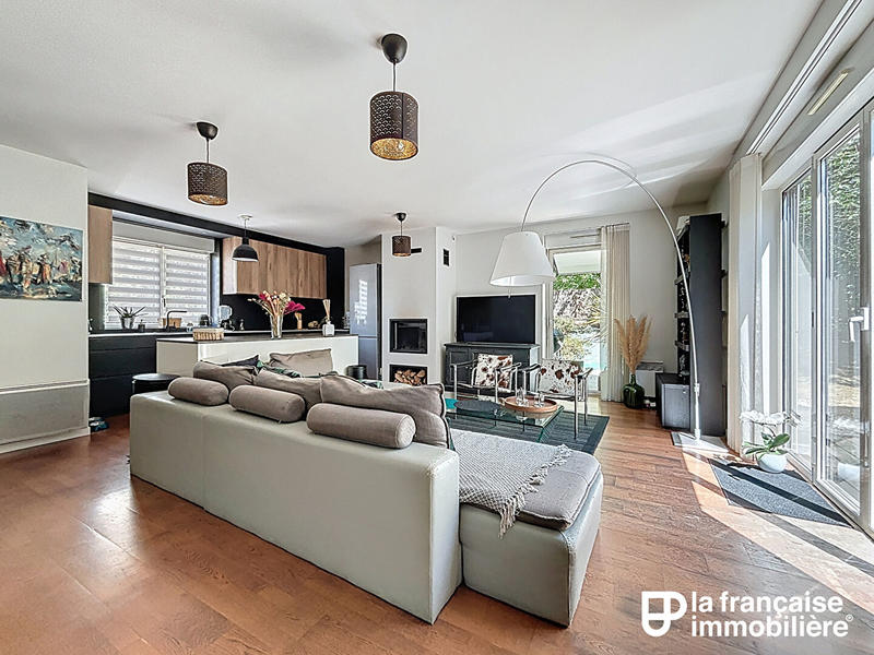 Maison - 94 m² - 4 pièces