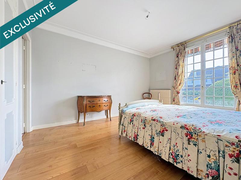 Maison - 174 m² - 7 pièces