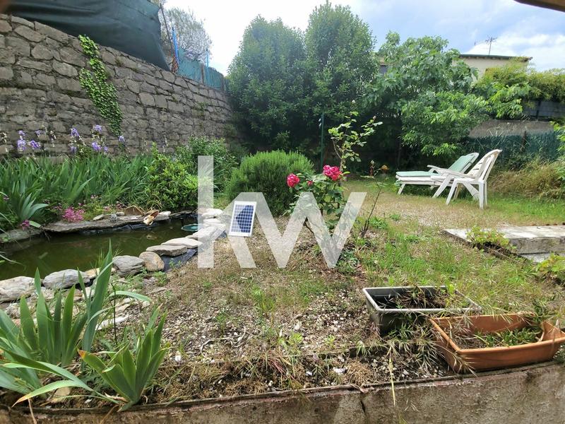 Maison - 80 m² - 5 pièces