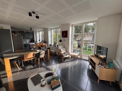 Maison - 89 m² - 4 pièces