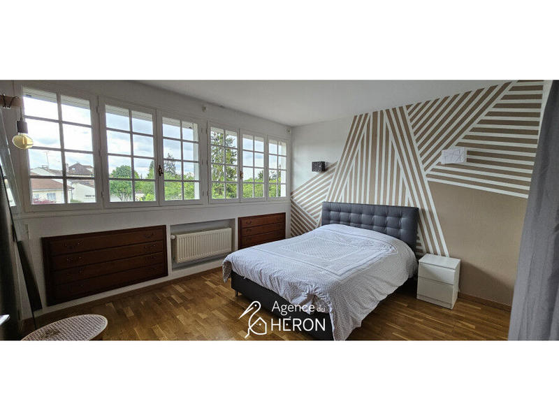 Propriété - 170 m² - 8 pièces