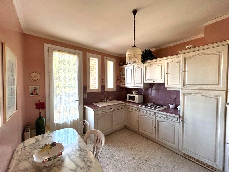 Appartement - 90 m² - 4 pièces