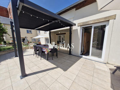 Maison ancienne - 196 m² - 10 pièces