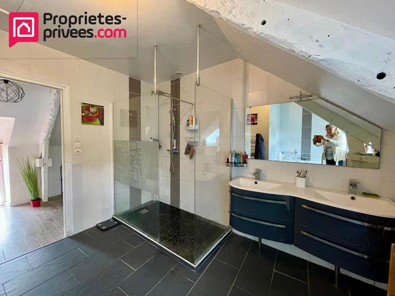 Maison - 157 m² - 7 pièces