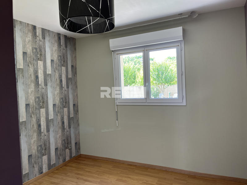 Maison - 215 m² - 8 pièces