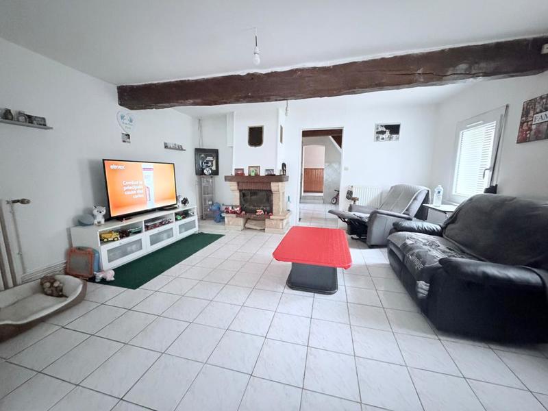 Maison - 216 m² - 4 pièces