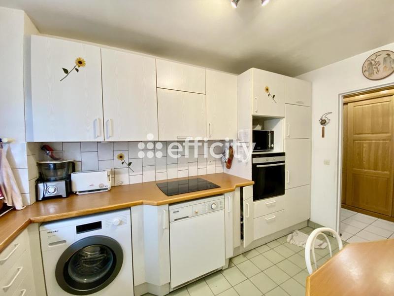 Appartement - 81 m² - 3 pièces