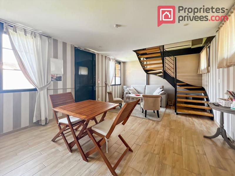 Demeure - 570 m² - 17 pièces