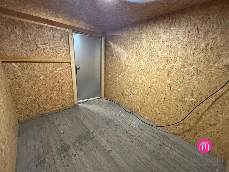 Parking / Garage - 7 m²