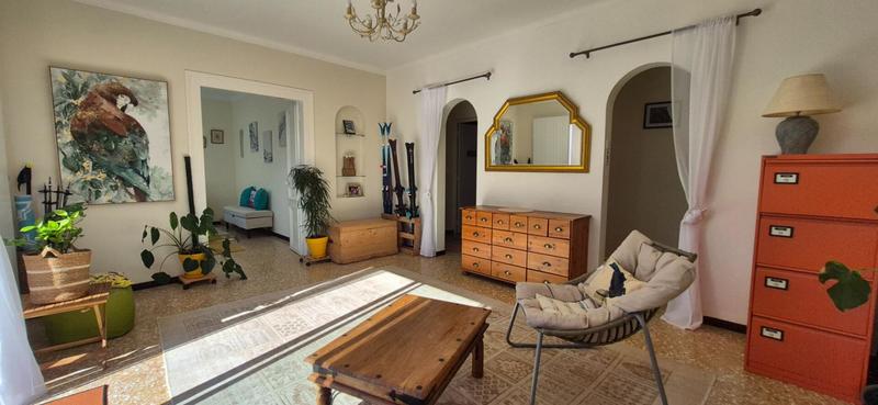 Maison - 230 m² - 8 pièces