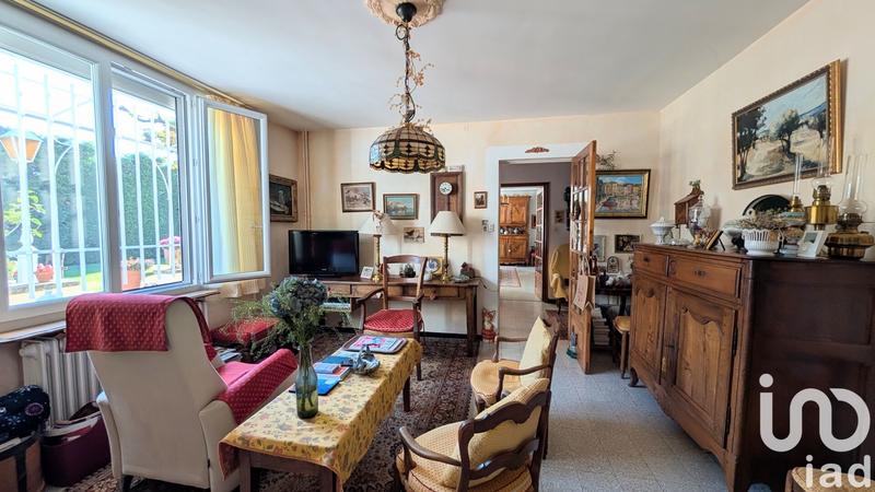 Maison - 242 m² - 7 pièces