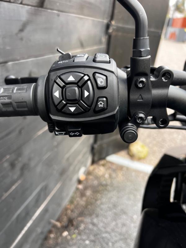 Harley Davidson Adventure Pan America 1250 St Jekill et Top Case