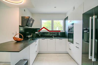 Maison - 134 m² - 6 pièces