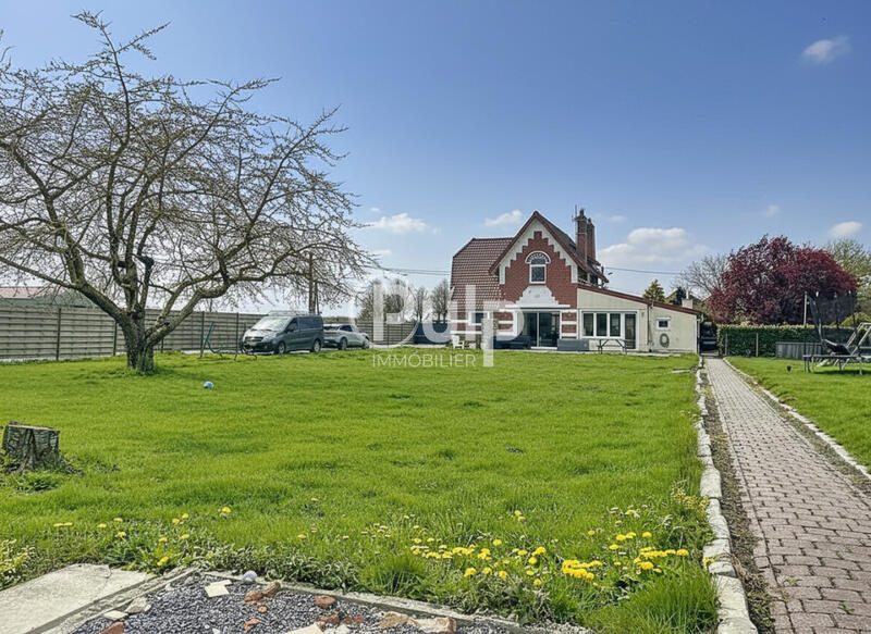 Maison - 115 m² - 6 pièces