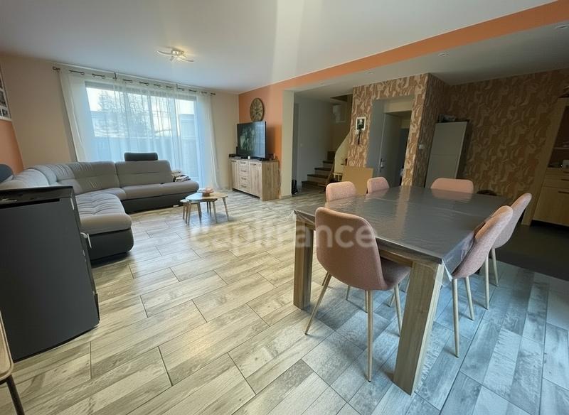 Maison - 105 m² - 5 pièces