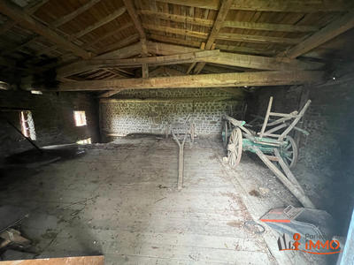 Maison - 150 m² - 2 pièces