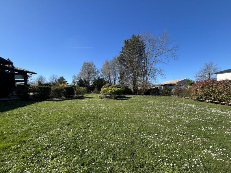 Terrain constructible - 496 m²