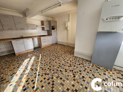 Maison - 104 m² - 4 pièces