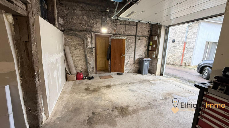 Maison - 104 m² - 4 pièces