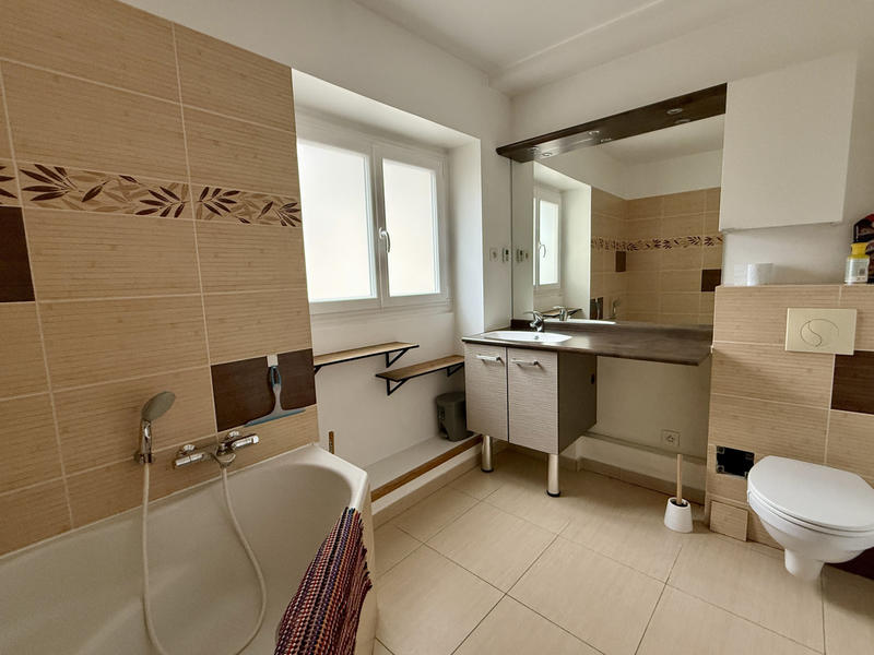 Appartement - 60 m² - 3 pièces