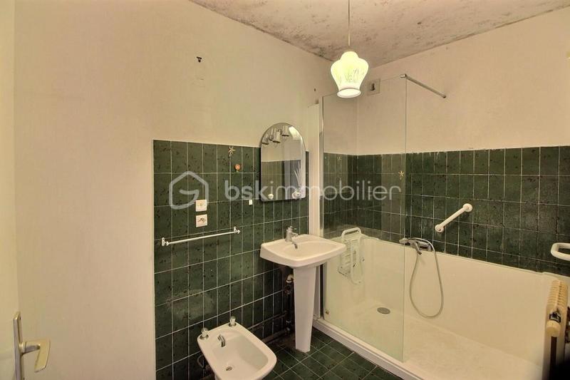 Appartement - 88 m² - 5 pièces