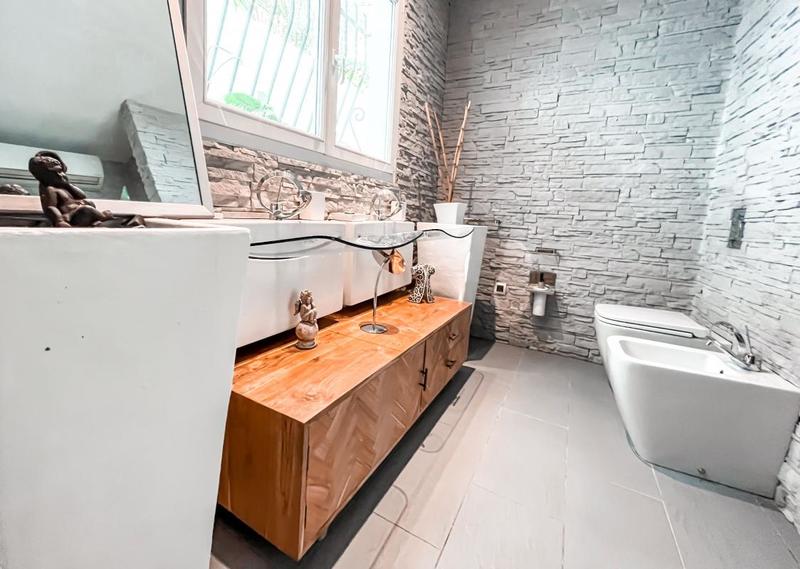 Maison - 145 m² - 5 pièces