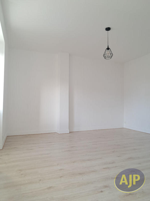 Maison - 72 m² - 3 pièces