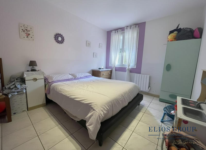 Maison - 204 m² - 9 pièces