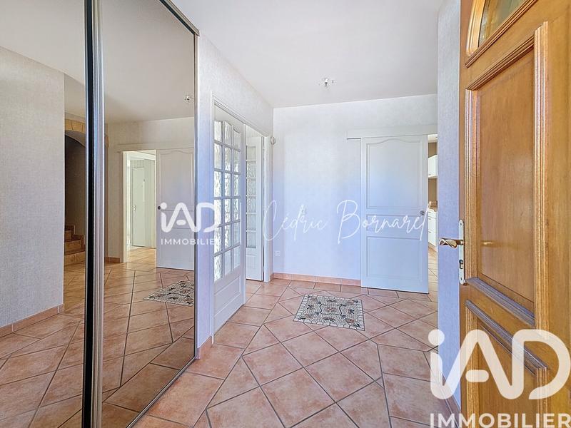 Maison - 182 m² - 7 pièces