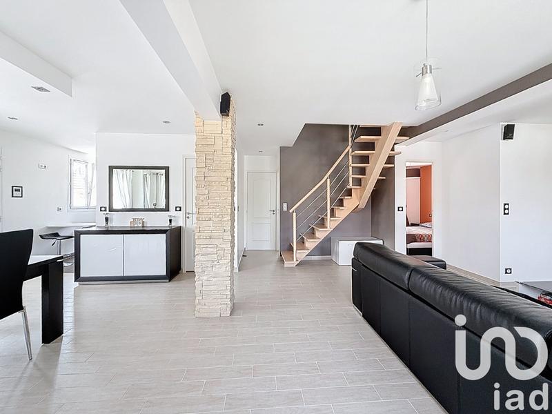 Maison - 191 m² - 6 pièces