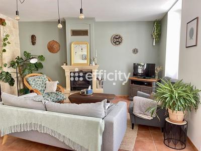 Maison de bourg - 136 m² - 6 pièces