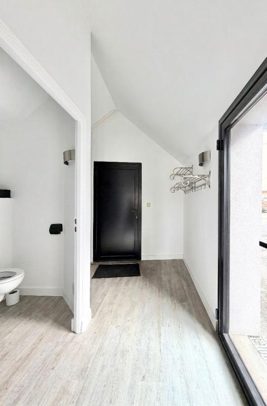 Maison - 224 m² - 8 pièces