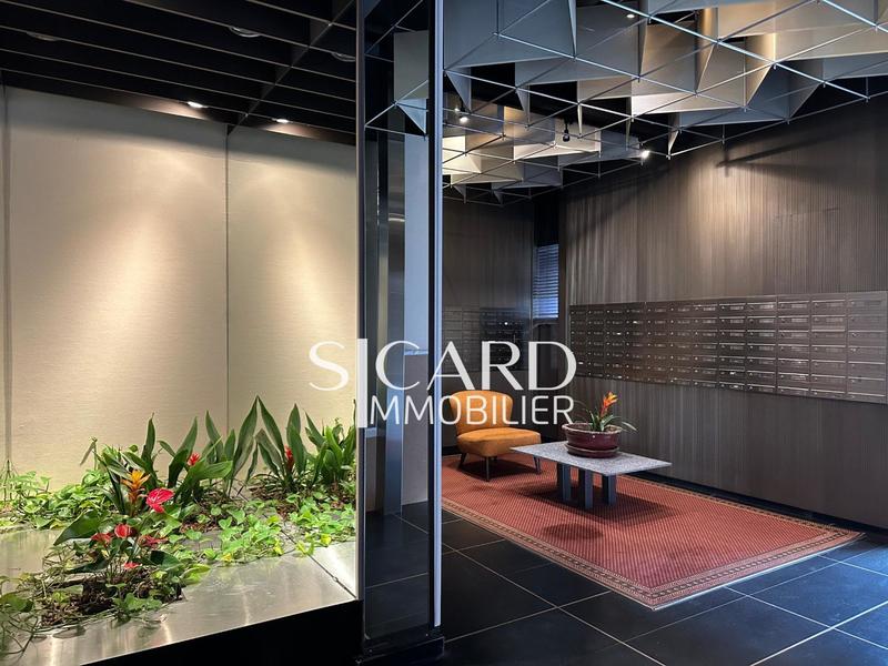 Appartement - 87 m² - 4 pièces