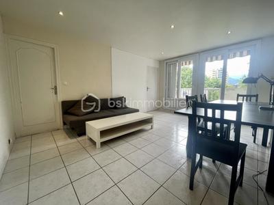 Appartement - 67 m² - 4 pièces