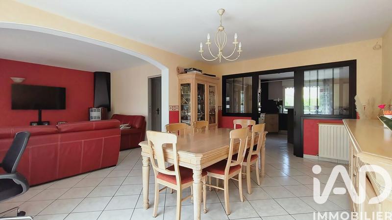 Maison - 140 m² - 6 pièces