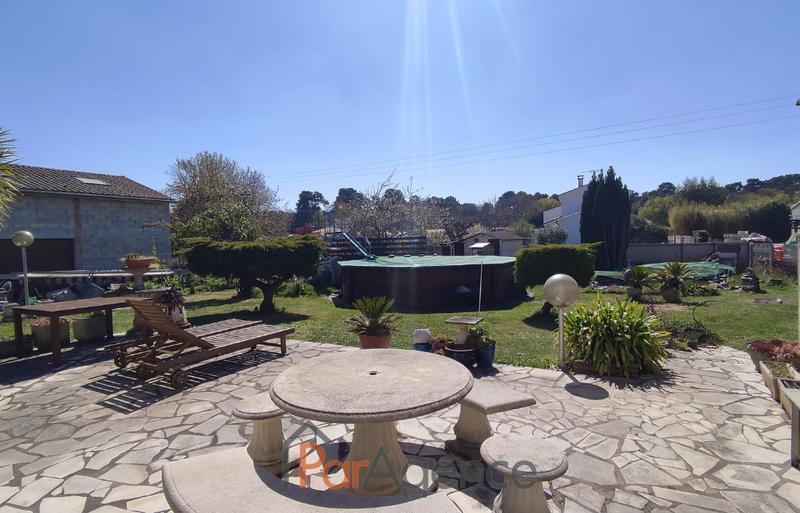 Maison - 193 m² - 9 pièces