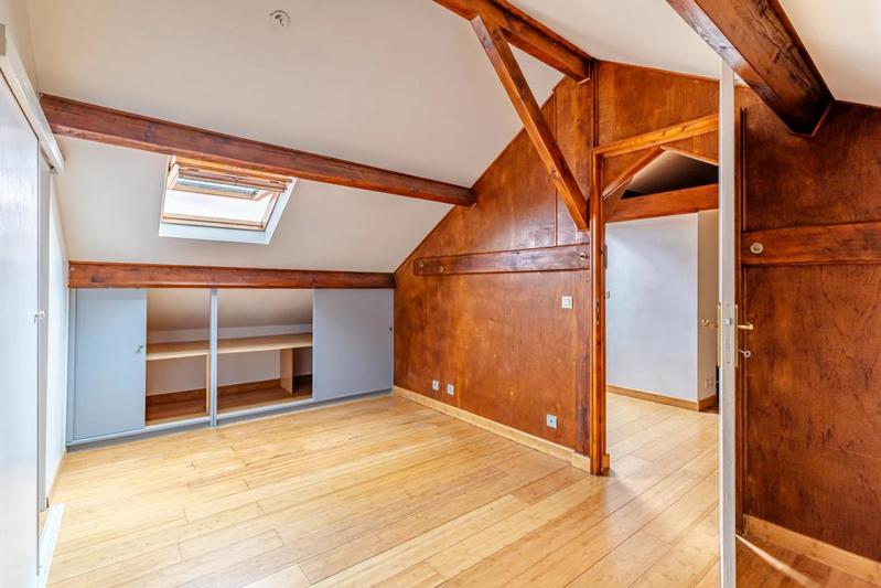 Maison - 144 m² - 5 pièces