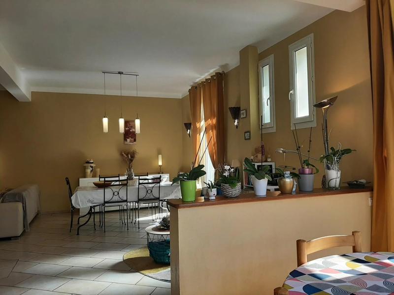 Maison - 150 m² - 5 pièces