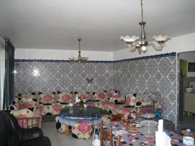 Maison - 96 m² - 4 pièces