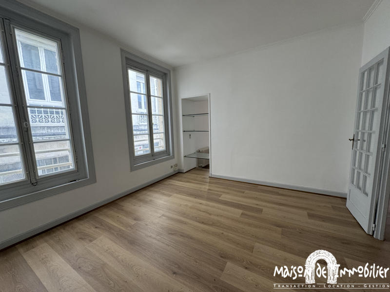 Appartement - 110 m² - 4 pièces